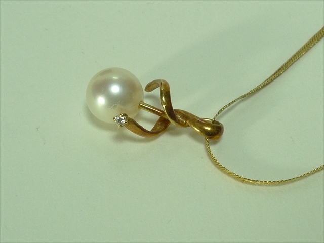 ヤフオク! - 18金 ネックレス/ヘッドに真珠と宝石付 K18 ITAL