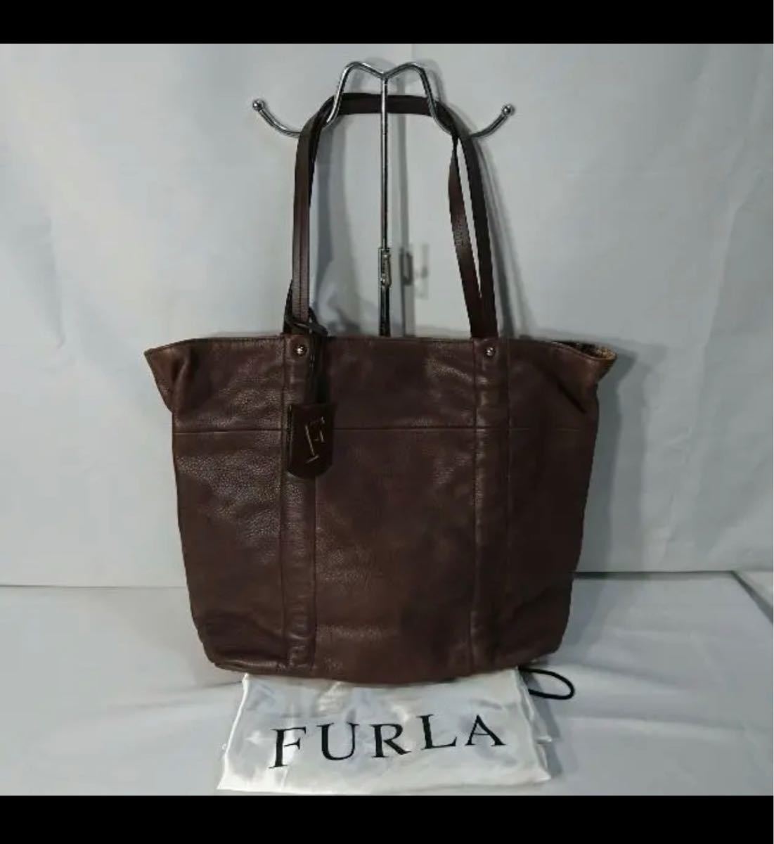 美品本物【 FURLA】 フルラレザー ハンドバッグショルダー 茶色 ビジネス