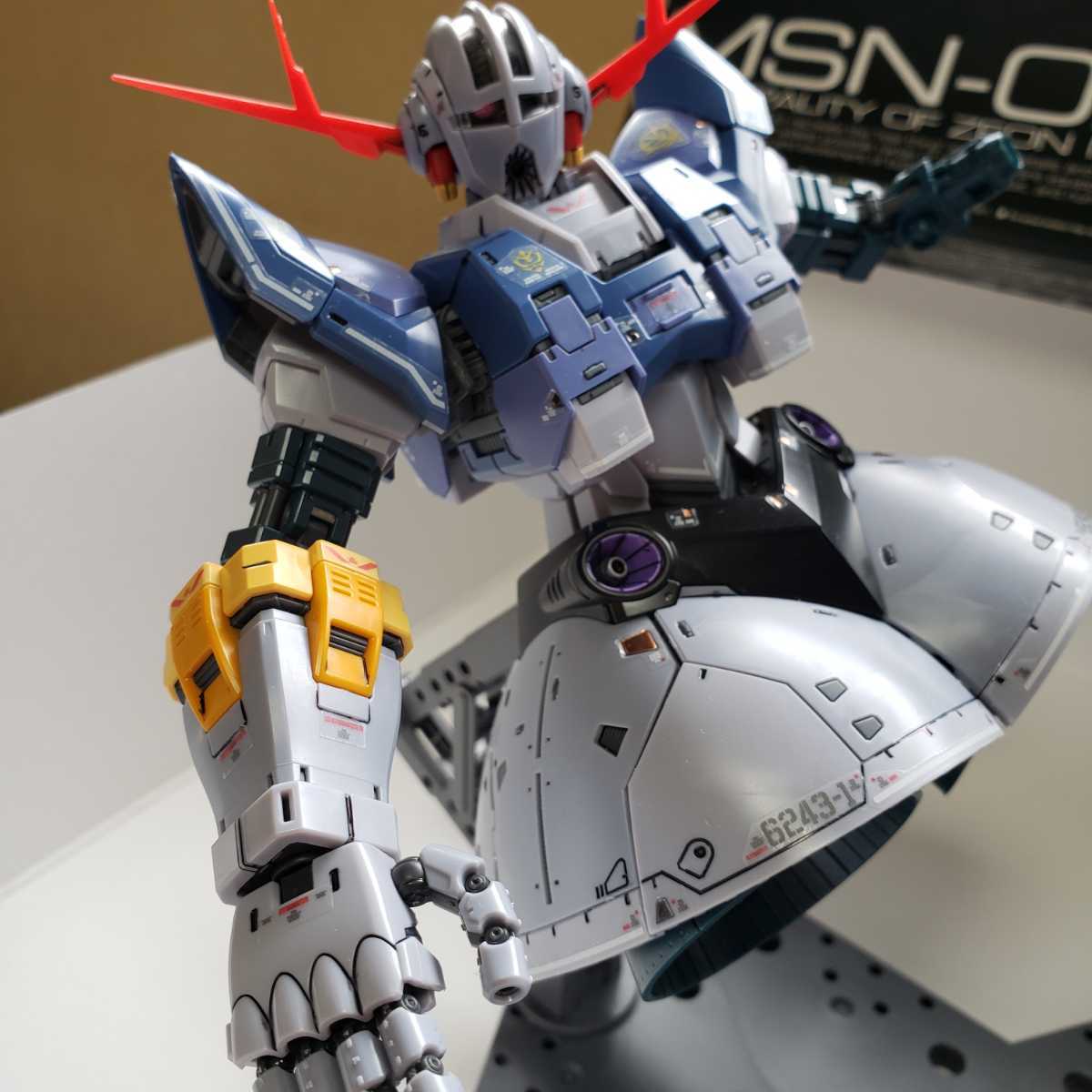 Yahoo!オークション - 完成品 リアルグレード RG ジオング Yahoo!オークション - 完成品 リアルグレード RG ジオング
