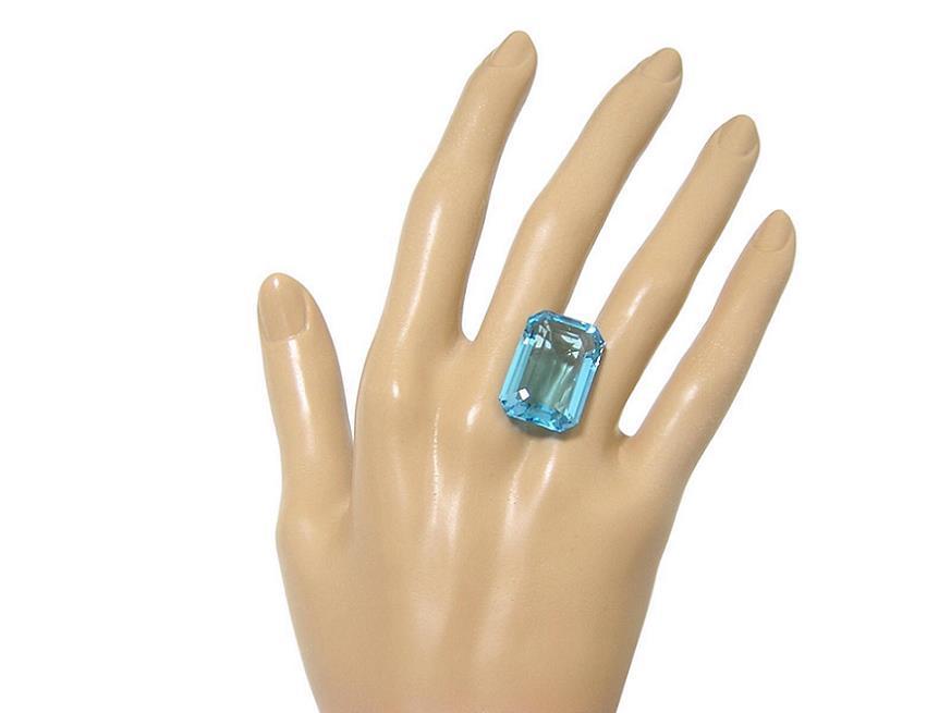 天然ロンドンブルートパーズ 5.68ct ブラジル産 宝石 ルース