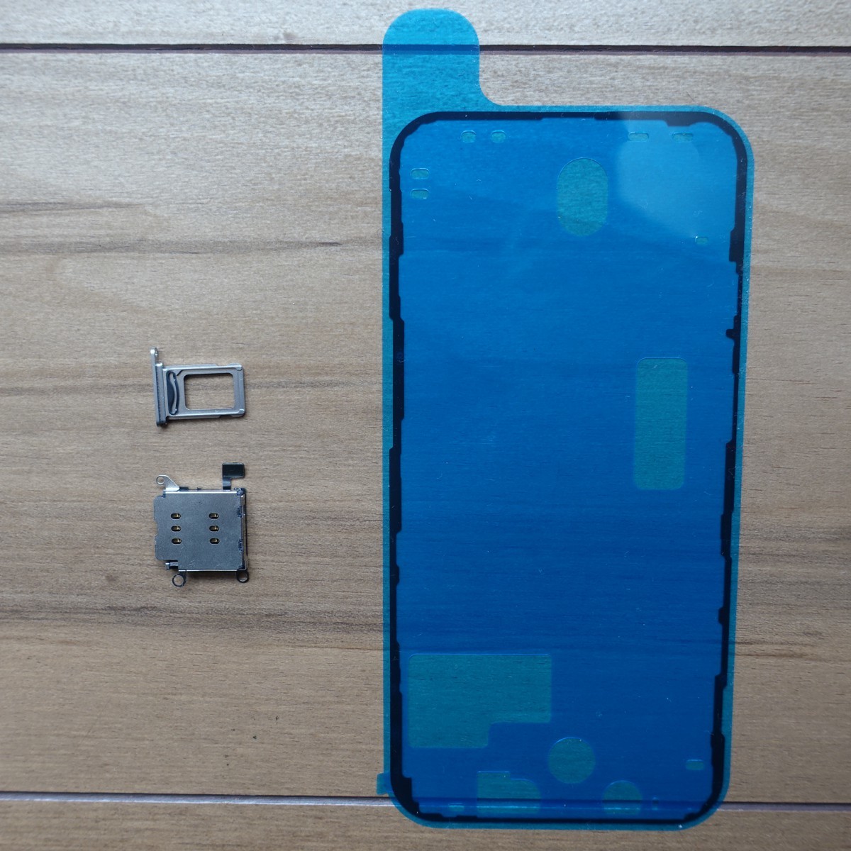iPhone 12 Pro Dual SIM スロット＆トレー パシフィックブルー 防水ステッカー付き デュアルシム化パーツ_画像4