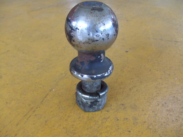  hitch ball, diameter :2 5/16 -inch,58mm. used 