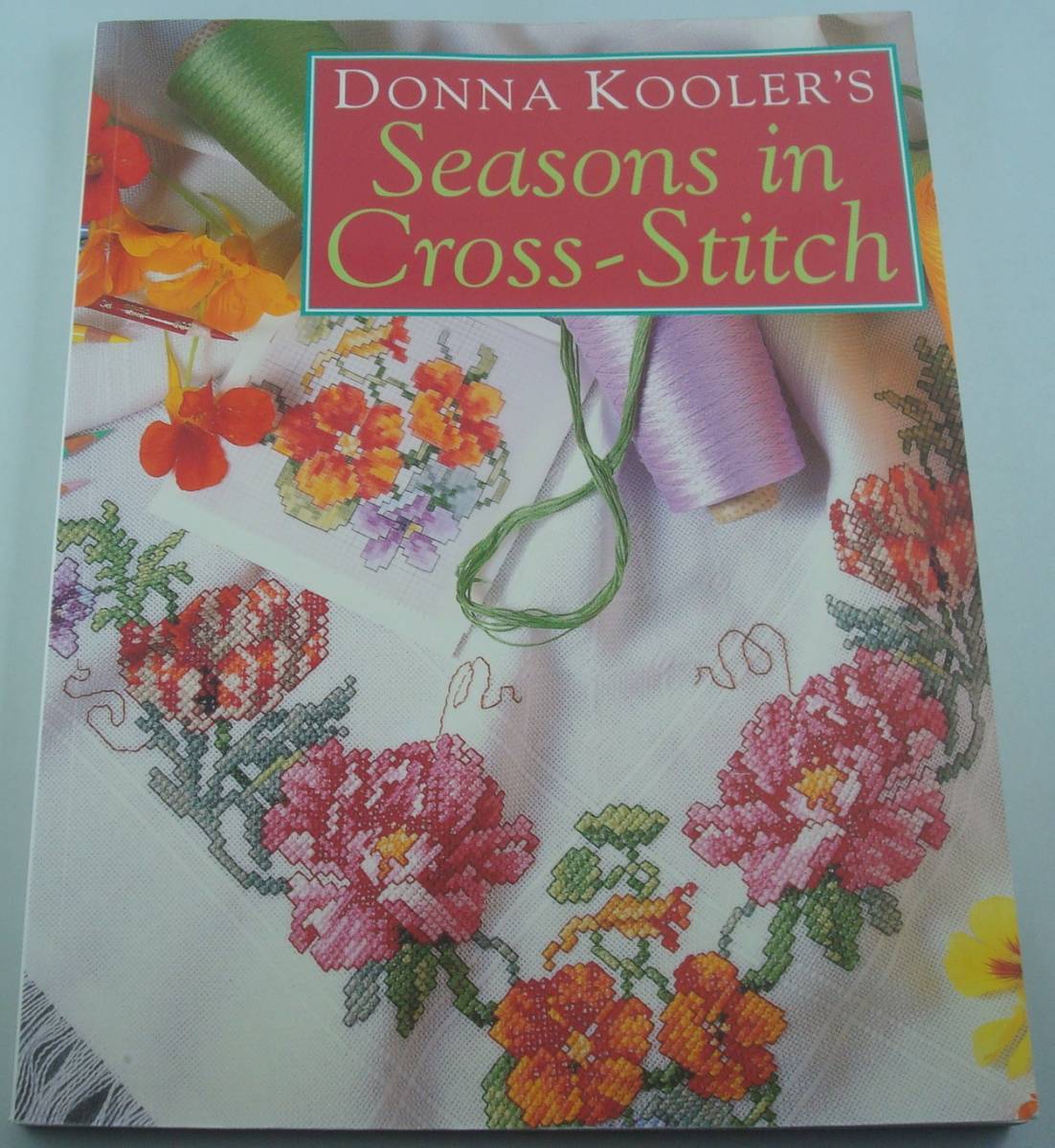 送料無料★洋書 Donna Kooler's Seasons in Cross-Stitch ドナ・クーラー クロスステッチ_画像1