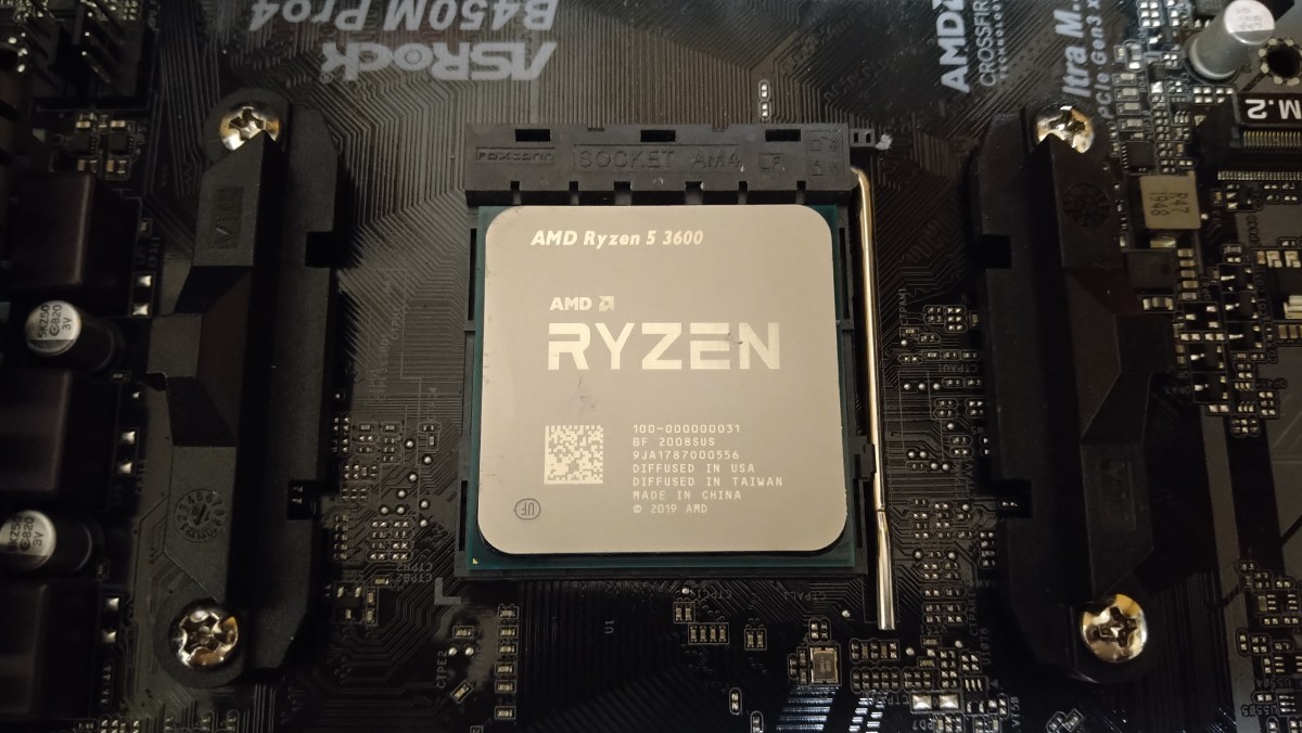 AMD RYZEN5 3600 と ASRock B450M Pro4セット【ジャンク】