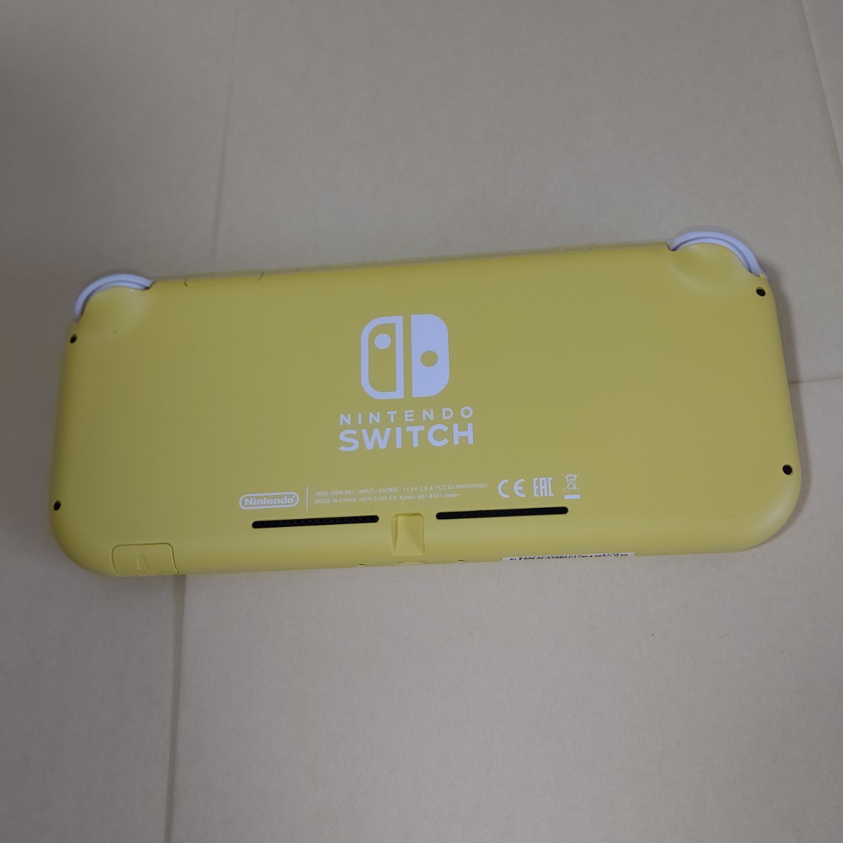 Nintendo Switch Lite 本体のみ イエロー 2019年製 HDH-001