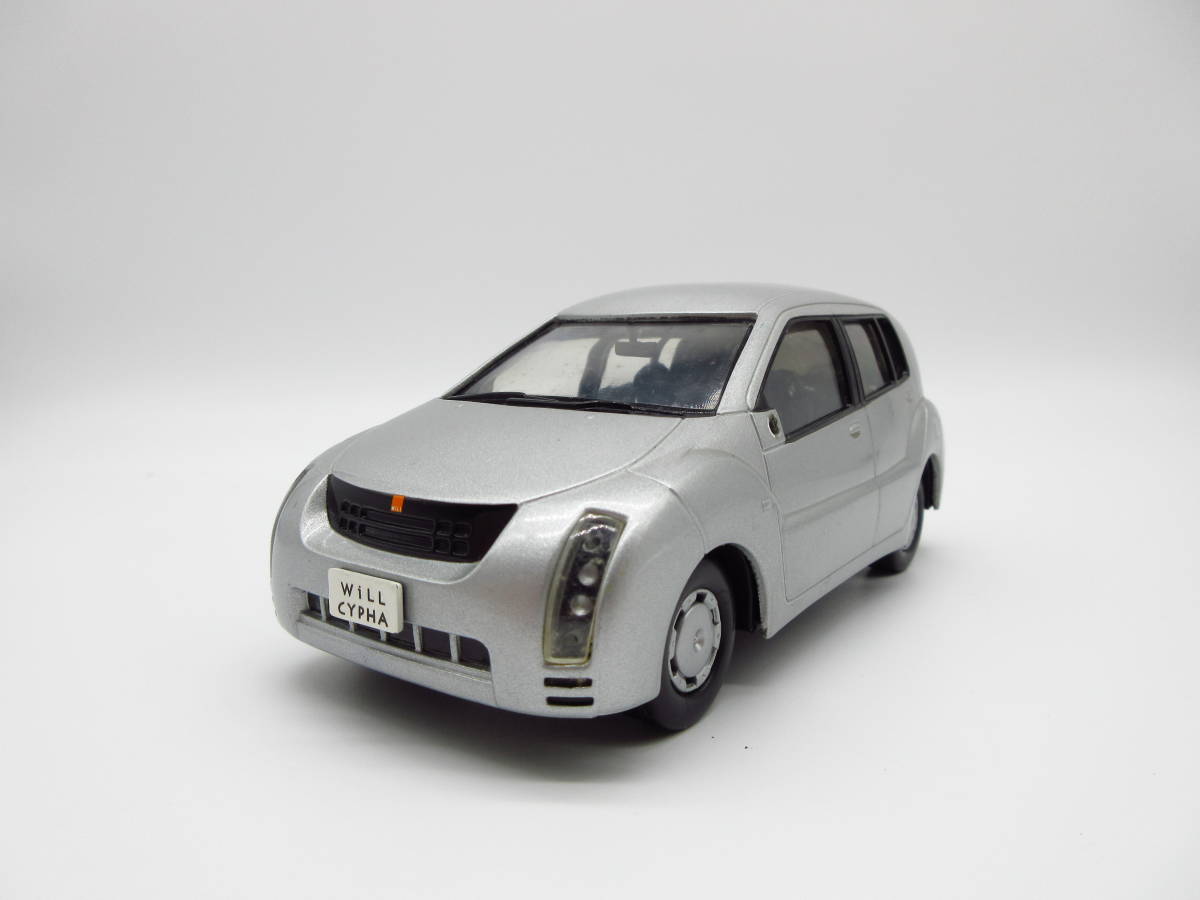 1/24 トヨタ　ウィルサイファ WiLL CYPHA シルバーメタリック　カラーサンプル 非売品 ディーラー特注品 ミニカー_画像1