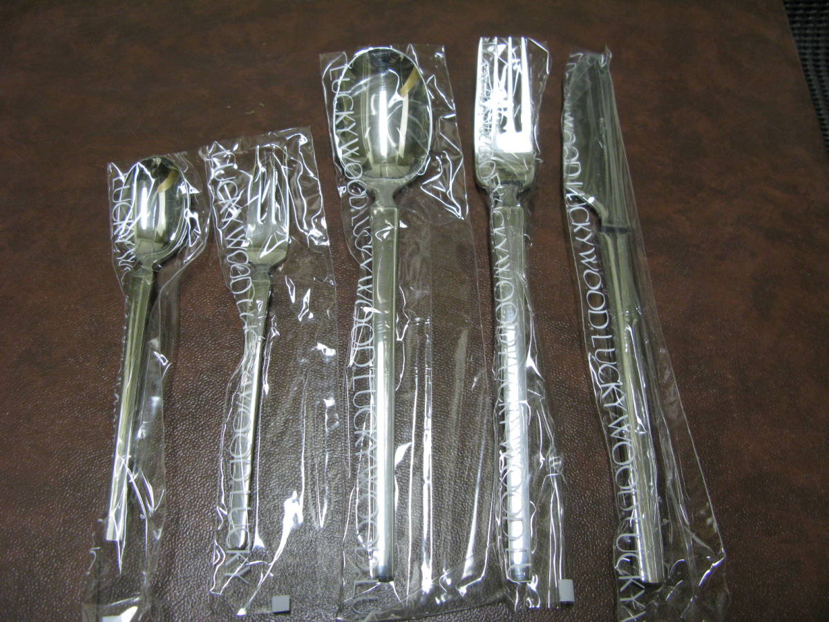 お買得】 LUCKY WOOD/ラッキーウッド◇30pcs.ディナーセット(6客用 ...