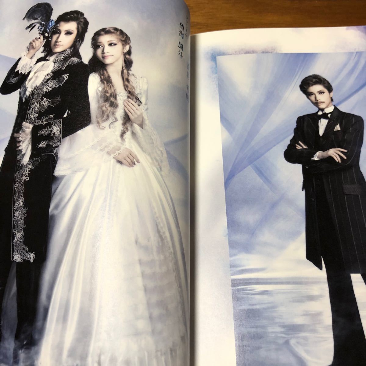 宝塚歌劇 雪組 ファントム 宝塚大劇場版パンフレット 望海風斗 真彩希帆 彩風咲奈 彩凪翔 朝美絢|Yahoo!フリマ(旧PayPayフリマ) 宝塚歌劇 雪組 ファントム 宝塚大劇場版パンフレット 望海風斗 真彩希帆 彩風咲奈 彩凪翔 朝美絢|Yahoo!フリマ(旧PayPayフリマ)