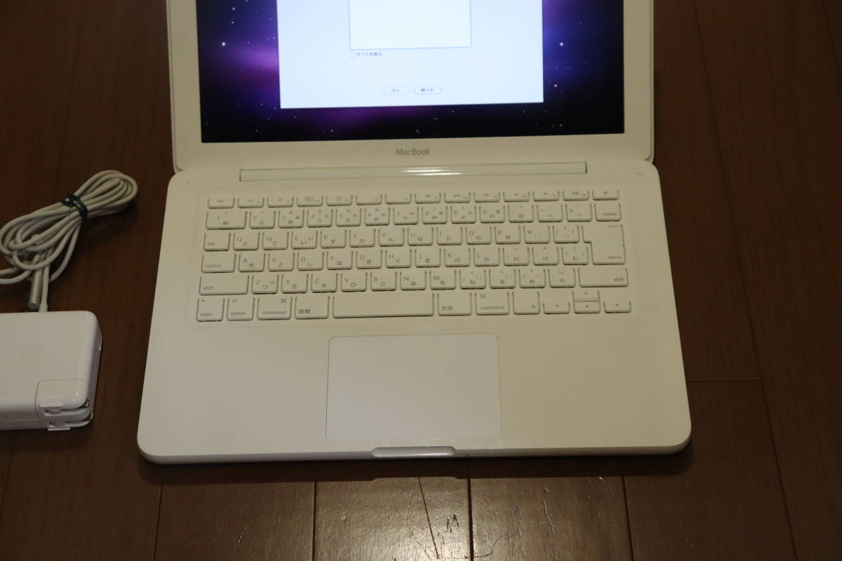 MacBook белый Core2Duo2.26G/2GB/250GB/OS X 10.6