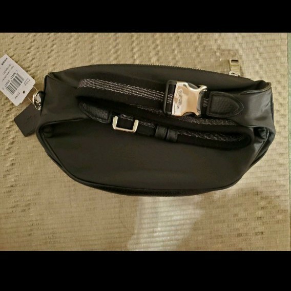コーチ ボディバッグ(¥17,900) コーチ ボディバッグ(¥17,900)