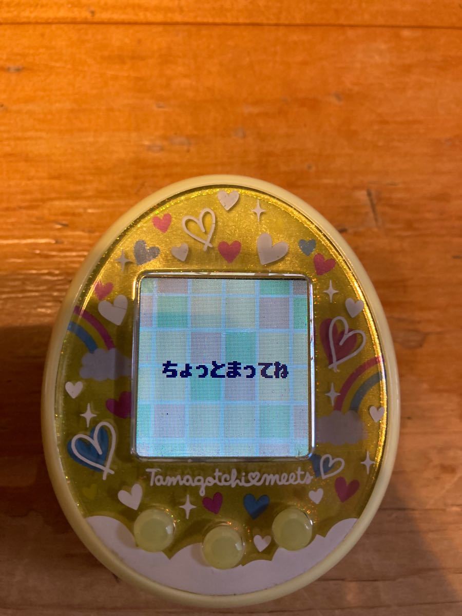 たまごっちみーつ メルヘンみーつver イエロー used単四電池付 たまごっちみーつ メルヘンみーつver イエロー used単四電池付
