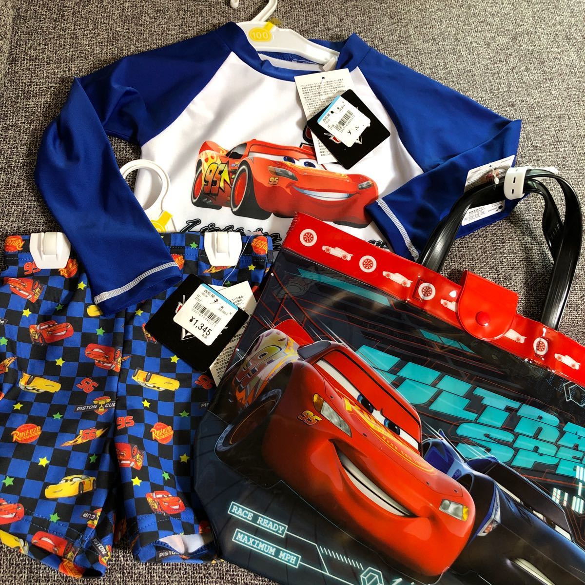 Paypayフリマ カーズ プールセット 水着 ラッシュガード プールバッグ ビーチバッグ 新品 ディズニー 西松屋 スイムウェア 幼稚園 保育園 Paypayフリマ カーズ プールセット 水着 ラッシュガード プールバッグ ビーチバッグ 新品 ディズニー 西松屋 スイムウェア 幼稚園 保育園