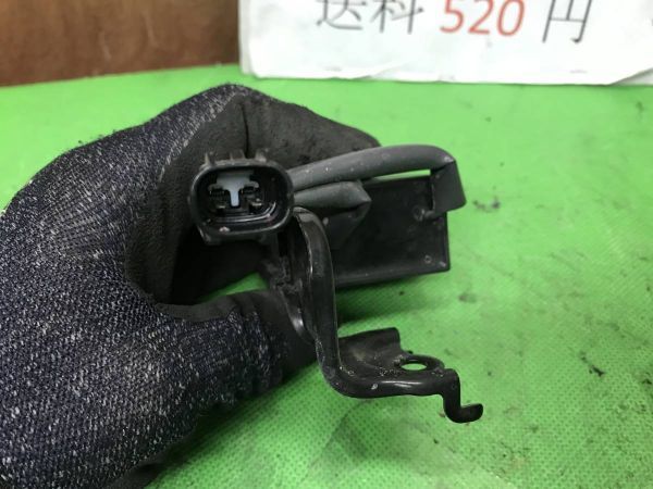 管0509 URJ202W ランドクルーザー ランクル 200系 中期 純正 センサー　コンピューター　82930-60010 送料520円_画像3