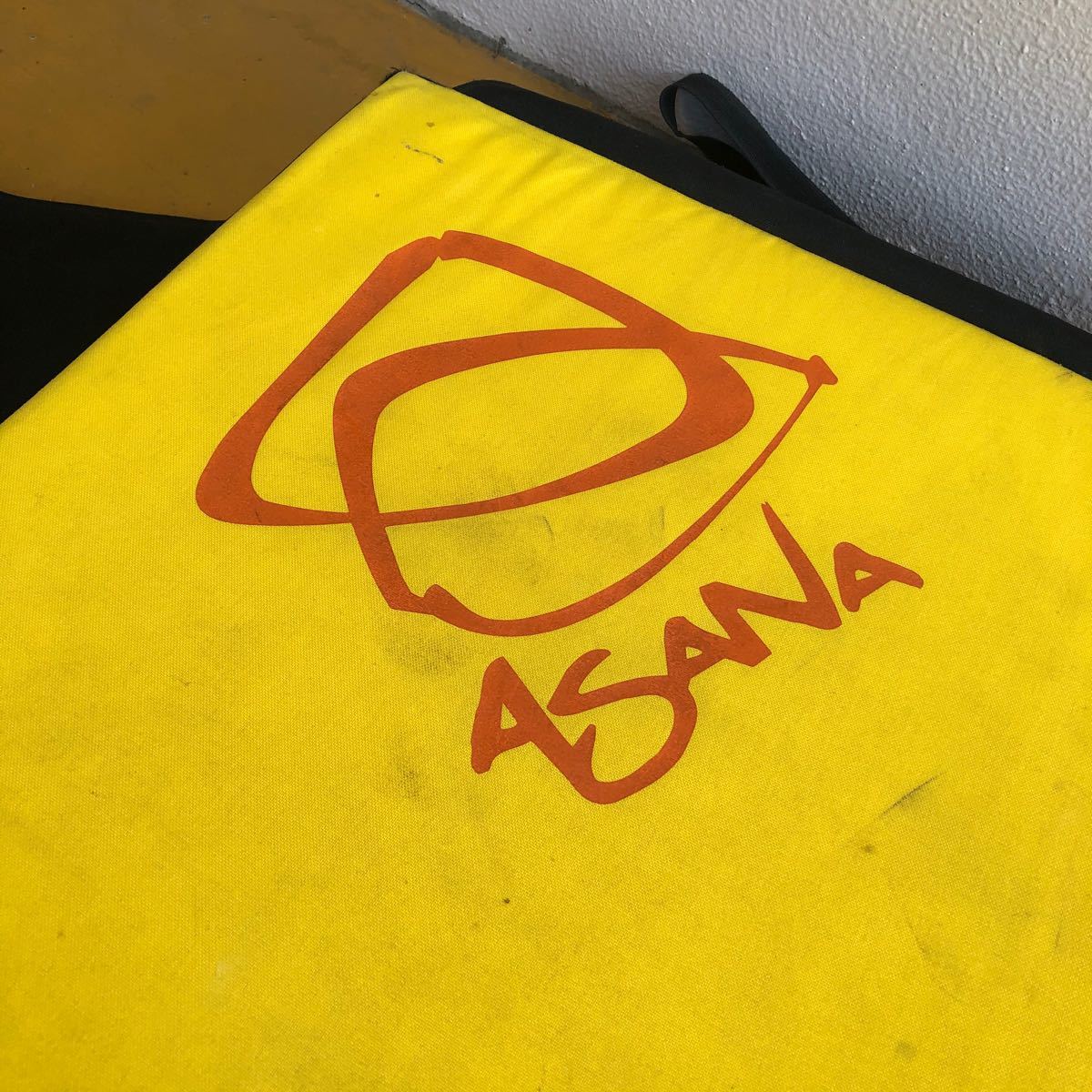 90分限定価格】アサナ asana ボルダリングマット クラッシュ 90分限定価格】アサナ asana ボルダリングマット クラッシュ