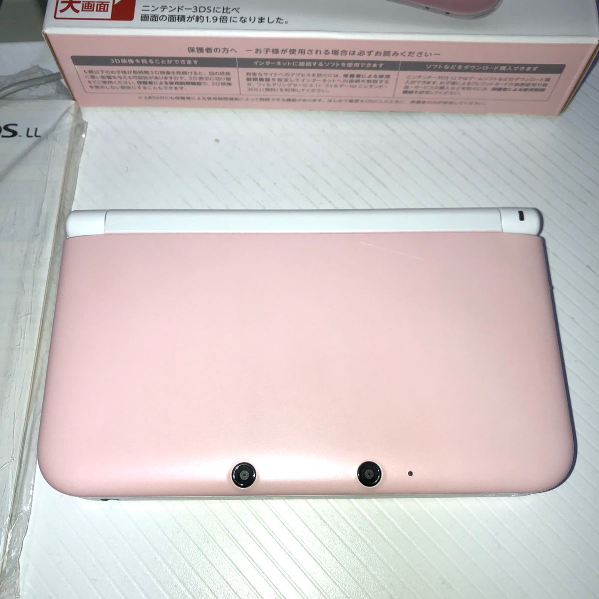 春夏新作 ニンテンドー3DS LL ピンク×ホワイト 動作確認済み 携帯用