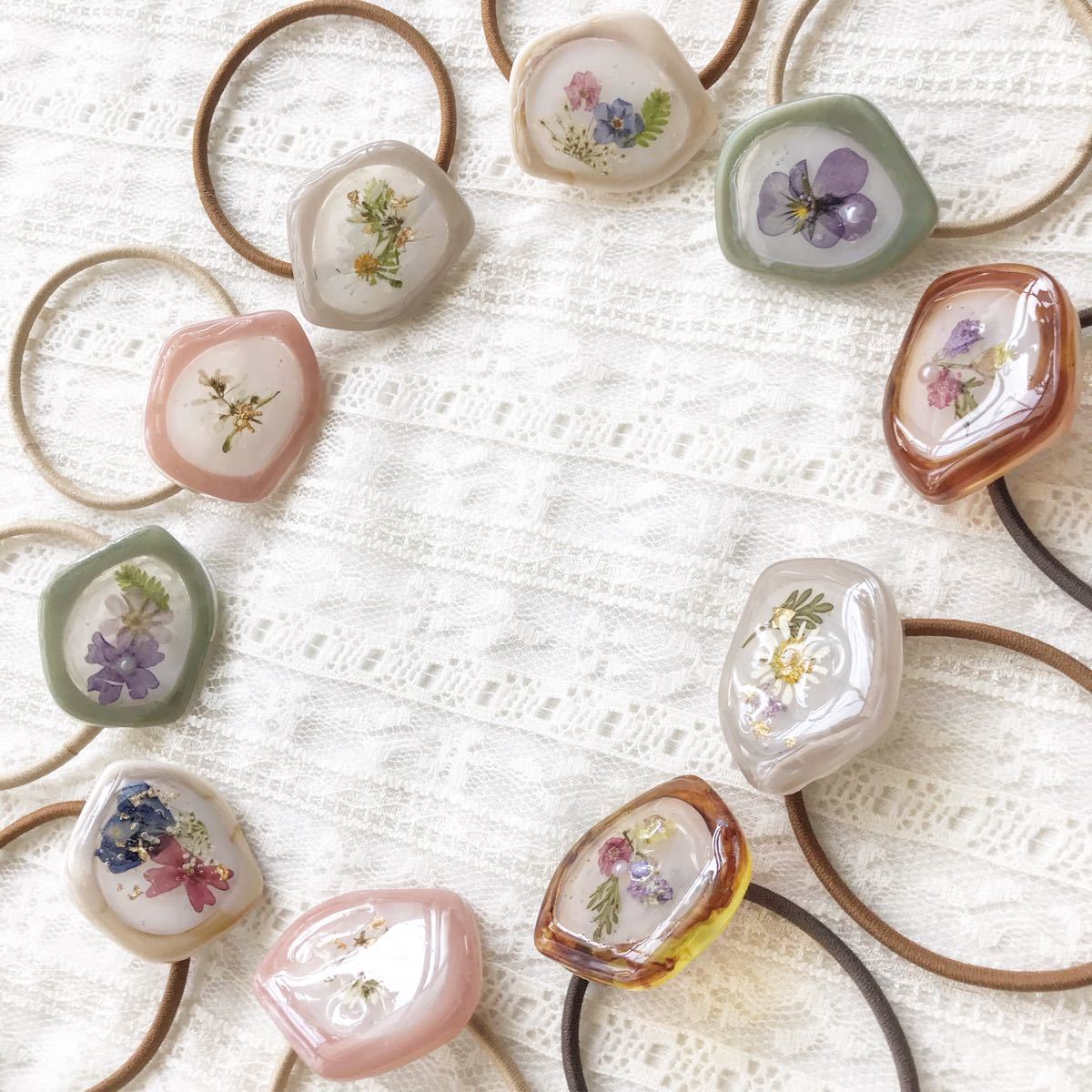 ハンドメイド レジン ヘアアクセサリー ヘアゴム 髪ゴム アクセサリー 2点セット