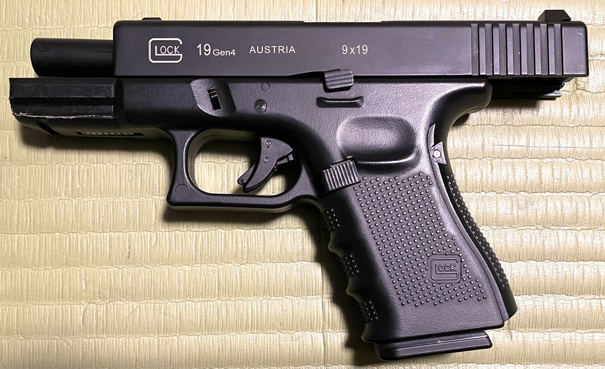 高品質 早い者勝ち!Glock19 マガジン2本 東京マルイホルスターセット