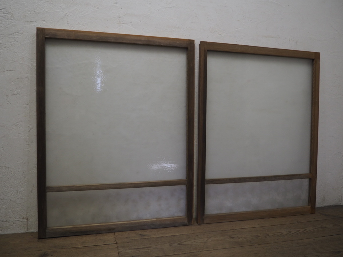 taU646*[H114,5cm×W90cm]×2 sheets * Showa Retro . taste ... old tree frame glass door * fittings sliding door sash old Japanese-style house reproduction reform Vintage K.1