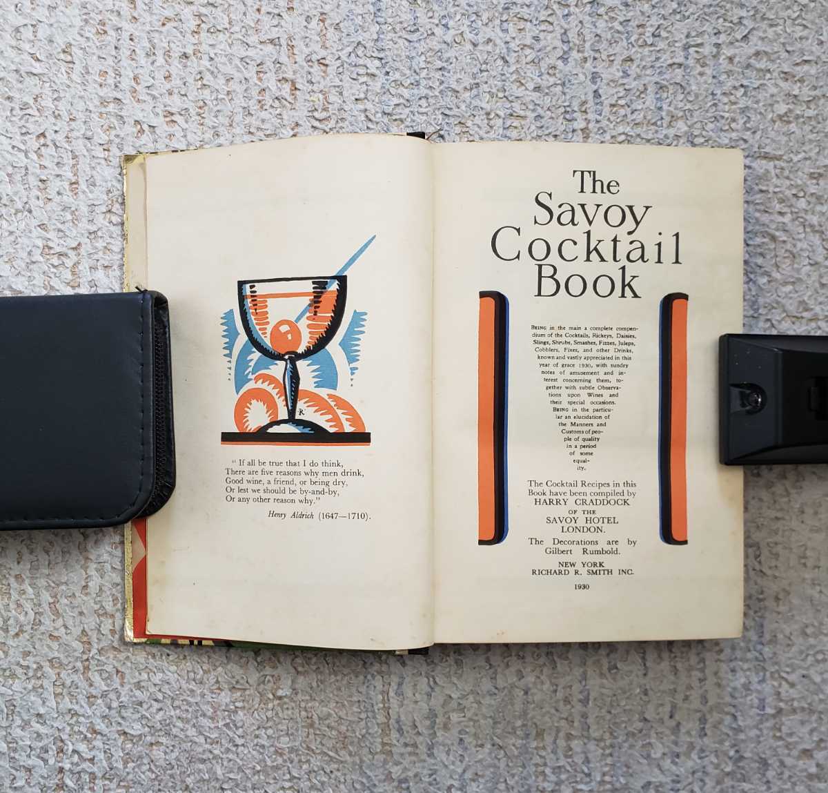 1930 year American the first version Harry *kladok[savoi* cocktail book ]