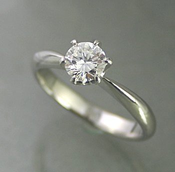 婚約指輪 ダイヤモンド 0.3カラット プラチナ 鑑定書付 0.323ct Fカラー I1クラス 3EXカット CGL 22316-GE1 HKER*0.3_画像1