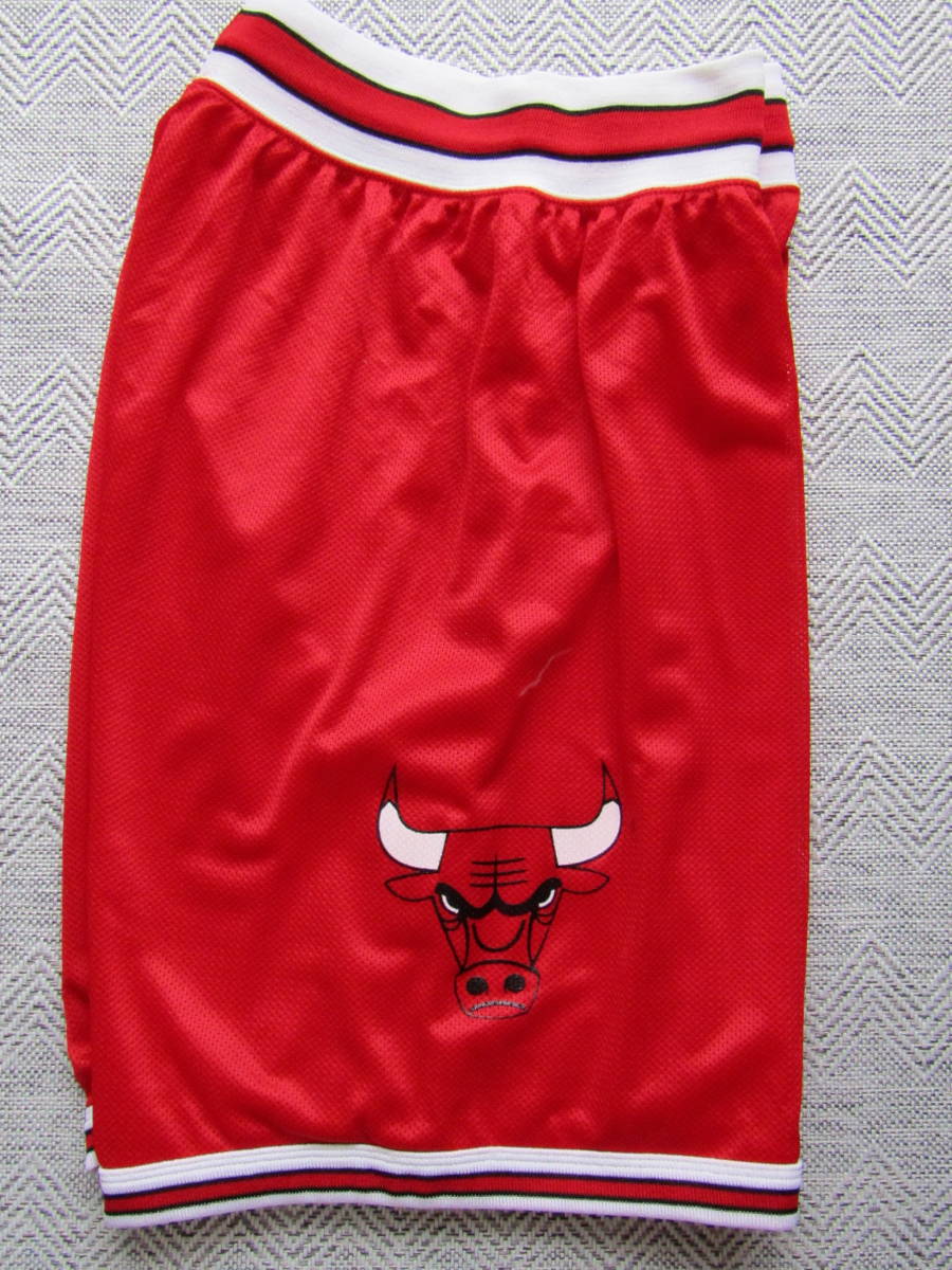 美品 NBA BULLS 90s シカゴ・ブルズ チャンピオン製 バスパン ショーツ ハーフパンツ　ヴィンテージ ユニフォーム　当時物　ジョーダン