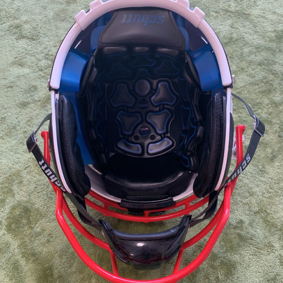 アメフト ヘルメット Schutt 最新モデル F7 ホワイト Lサイズ アメフト ヘルメット Schutt 最新モデル F7 ホワイト Lサイズ