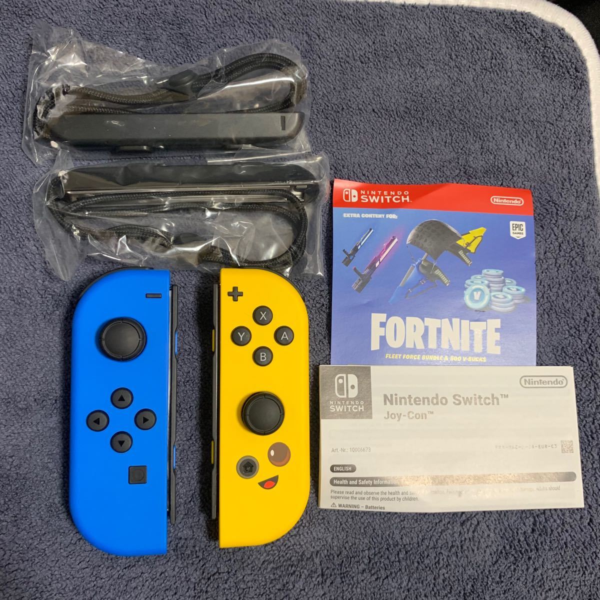 新品同様 Switch ジョイコン フォートナイト 限定版 ※特典コードなし Joy-Con Fortnite スイッチ