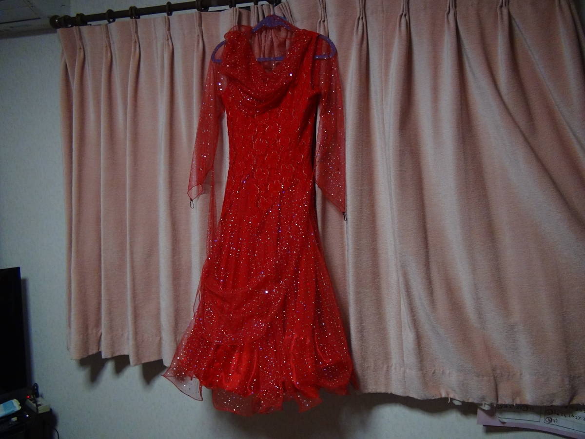 Prima boutique. red. party dress (F)!.