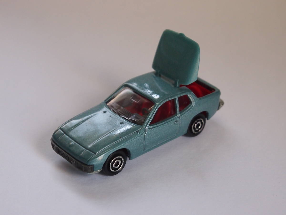 majorette マジョレット 1/60 PORSCHE 924 （greenish gray）　フランス製 _画像5