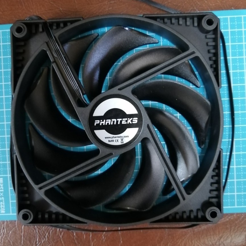 Paypayフリマ 新品 Pcパーツ 冷却パーツ ケースファン 14cm Phanteks Fan制御 4pin Paypayフリマ 新品 Pcパーツ 冷却パーツ ケースファン 14cm Phanteks Fan制御 4pin
