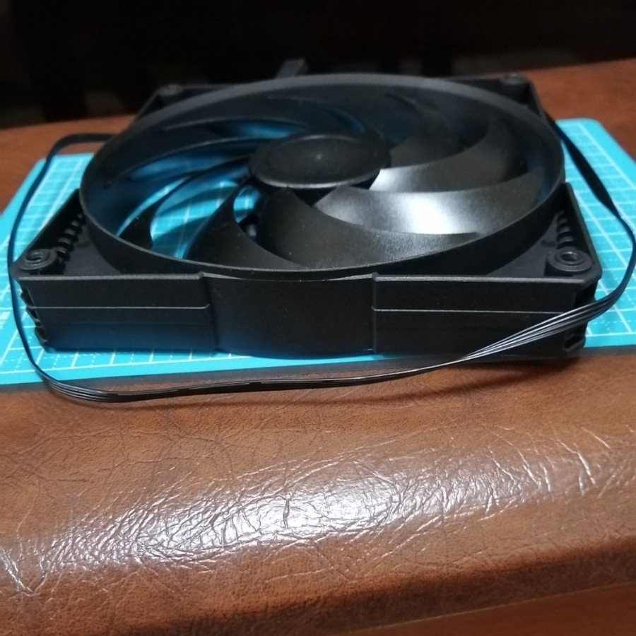 Paypayフリマ 新品 Pcパーツ 冷却パーツ ケースファン 14cm Phanteks Fan制御 4pin Paypayフリマ 新品 Pcパーツ 冷却パーツ ケースファン 14cm Phanteks Fan制御 4pin