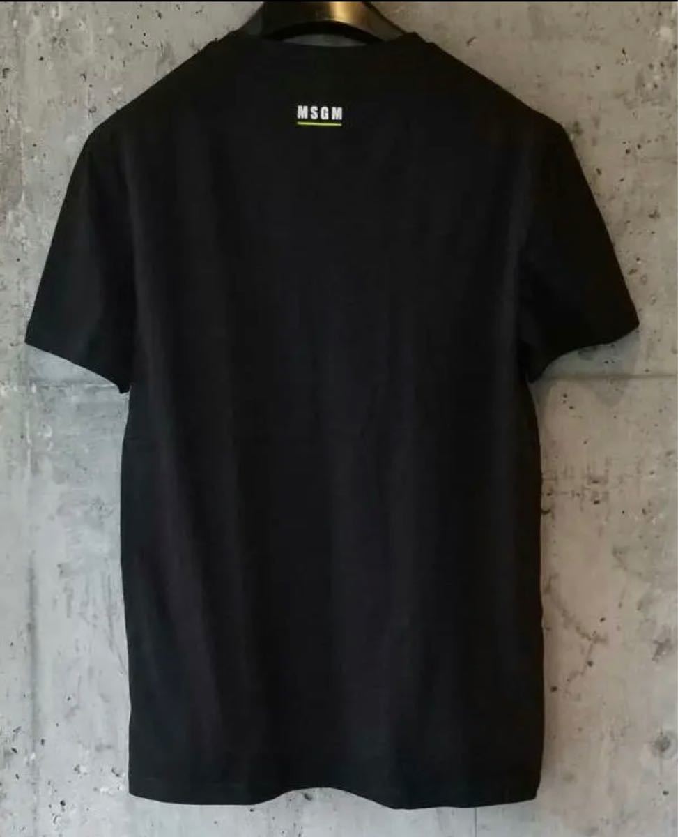 新品　msgm　エムエスジーエム　Tシャツ　黒　ブラック　半袖　サイズL 半袖Tシャツ VネックTシャツ