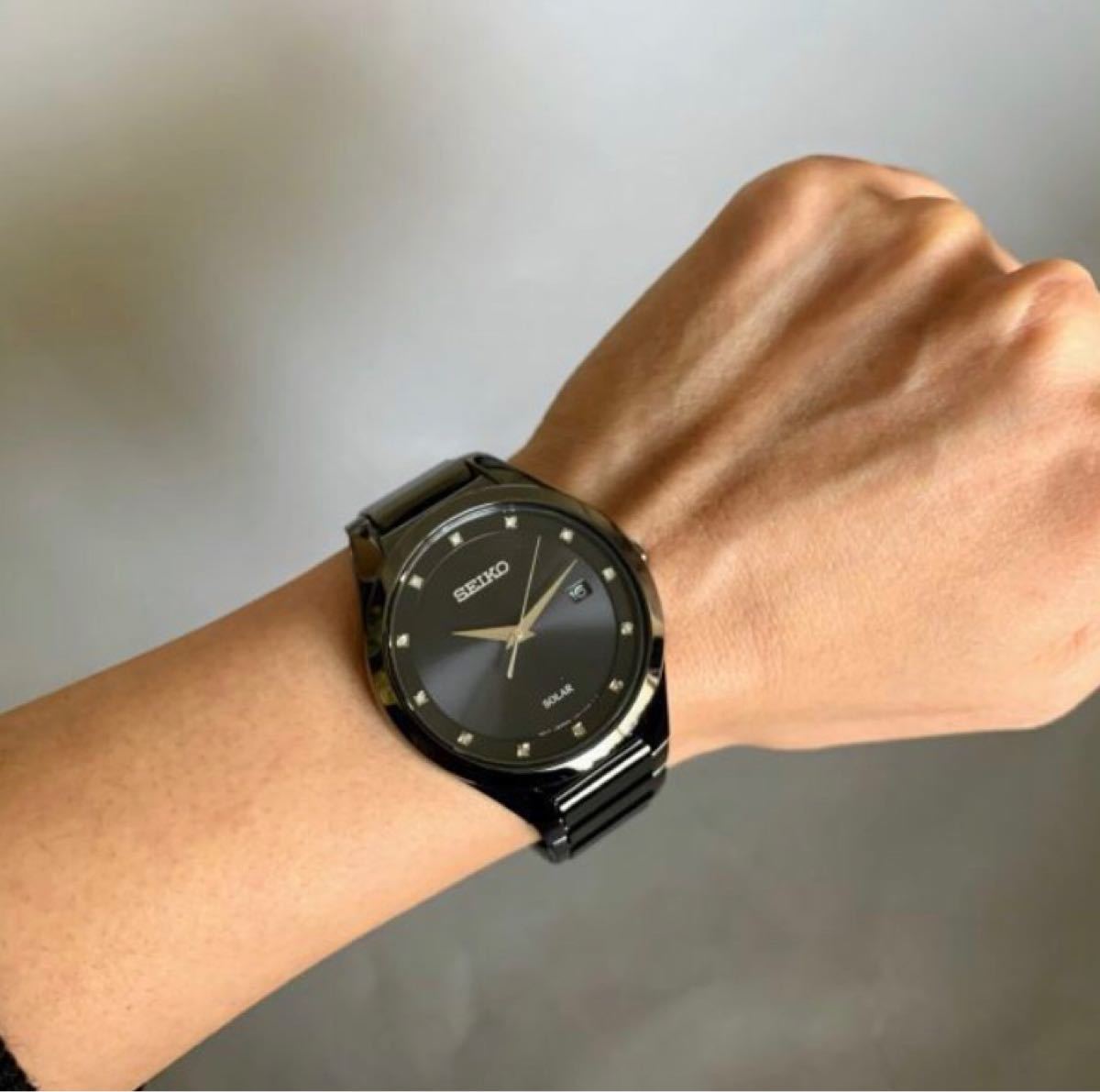 【美品即納】ダイヤ付★セイコー 光沢あるブラック加工★SEIKO ソーラー 逆輸入腕時計 メンズ 海外版 プレゼント 黒