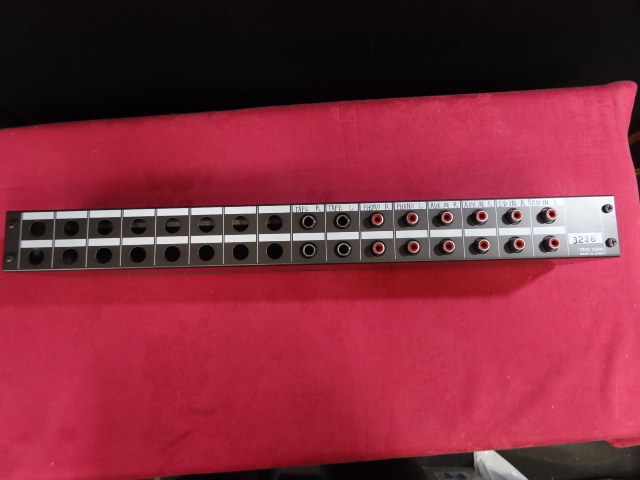 TASCAM PATCH BAY PB-32R звук *p2