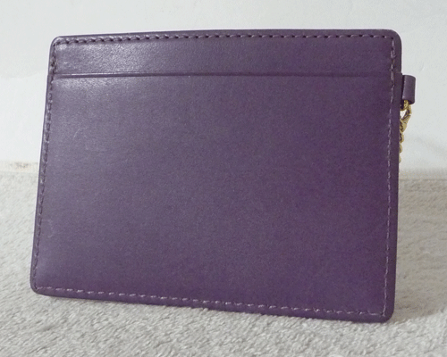 良品　キャサリンハムネット　KATHARINE HAMNETT　ライトパープル　薄紫　マルチカラー花柄型押し　定期入れ　名刺入れ　パスケース