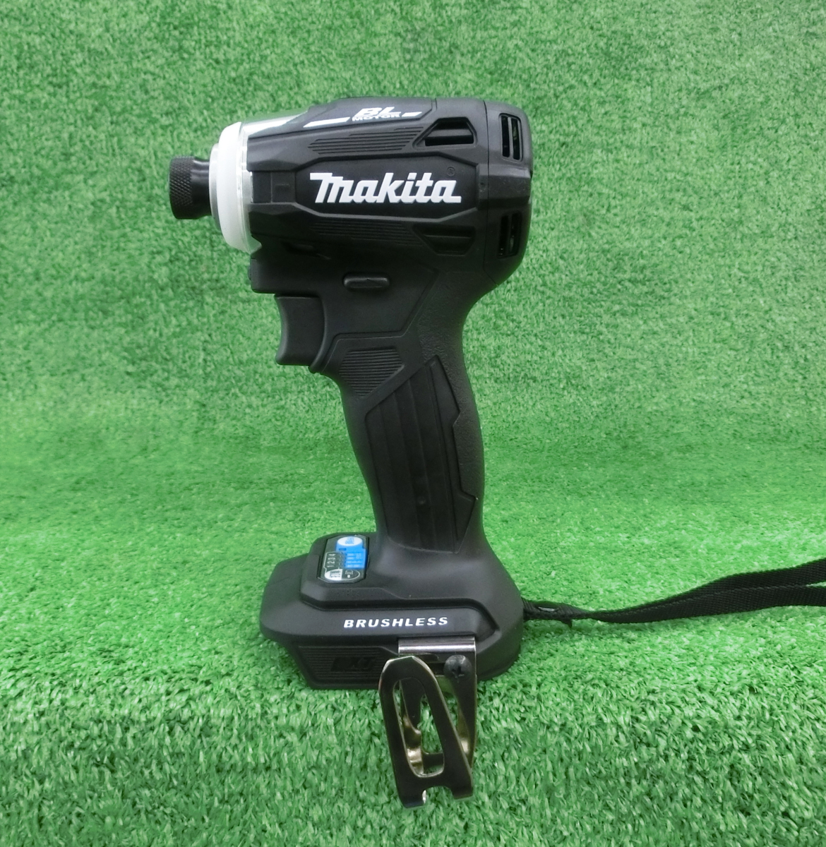 新品♪ マキタ インパクトドライバー TD172DZ 黒 本体+ケース
