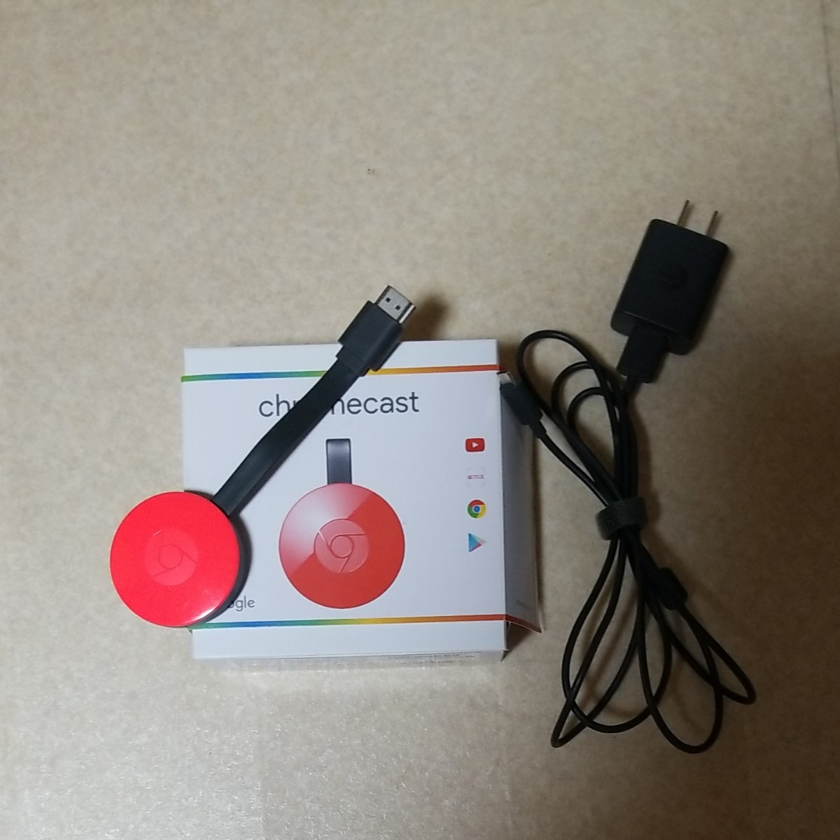 Chromecast GA3A00210A16Y19 （コーラル）