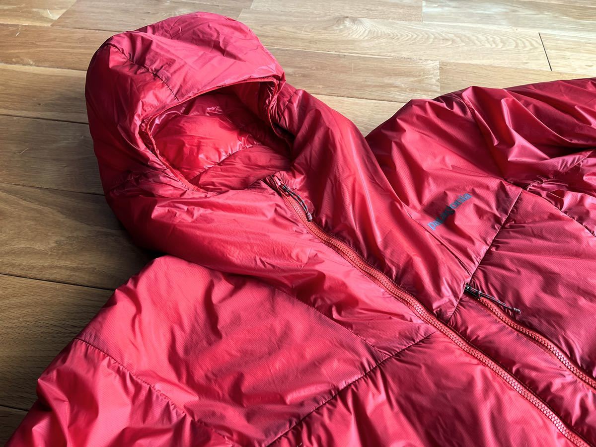 新品】Patagonia DAS PARKA Fire S パタゴニア メンズ・DAS 新品】Patagonia DAS PARKA Fire S パタゴニア メンズ・DAS