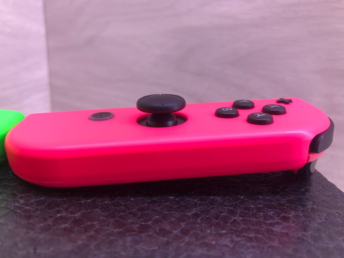Nintendo Switch Joy-Con グリーンとピンク