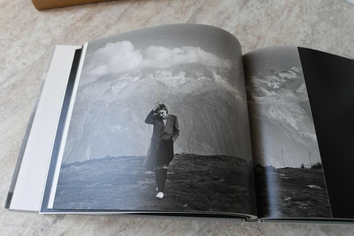 DAVID SYLVIAN PHOTO BOOK LIKE PLANETS NUMBERED LIMITED EDITION 359/500 YUKA FUJII, デヴィッドシルヴィアン 絶版 限定 写真集_画像3