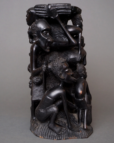 アフリカ　タンザニア　マコンデ　ウジャマ　黒檀彫刻　　32cm　木彫り　立像　　一刀彫