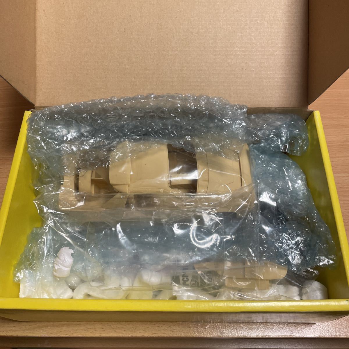 フォード RS200 1/24 モデラーズ レジンキット|Yahoo!フリマ フォード RS200 1/24 モデラーズ レジンキット|Yahoo!フリマ