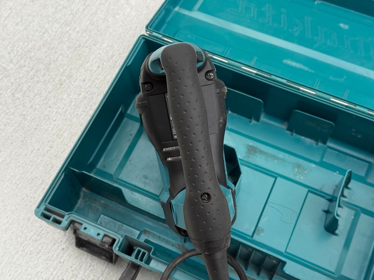 美品】 マキタ HM0871C 電動ハンマー はつり ハツリ ケース付き｜Yahoo 