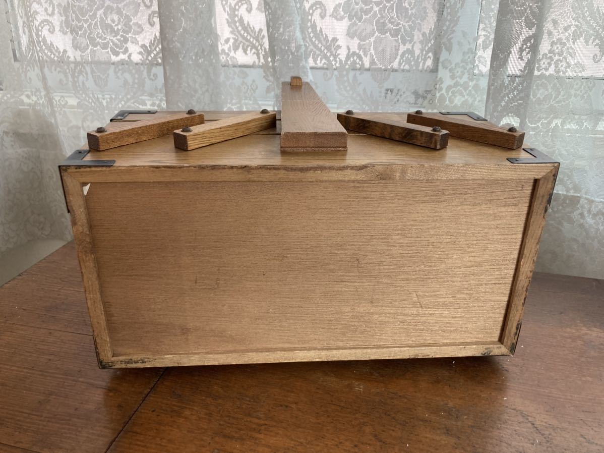 上質 和 骨董 おしゃれ 道具箱 刺繍 裁縫 ケース 古道具 雰囲気 レトロ vintage Japanese antique_画像8