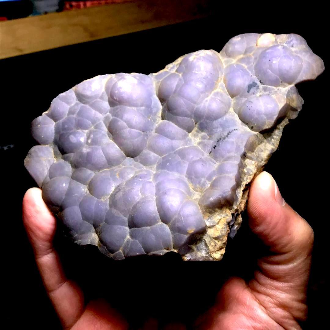 腎臓状薄紫蛍石・7g（中国産鉱物標本）