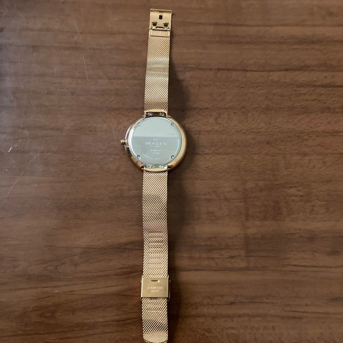 ムーンフェイズ SKAGEN SKW2371 ブラック×ゴールド レディース ムーンフェイズ SKAGEN SKW2371 ブラック×ゴールド レディース