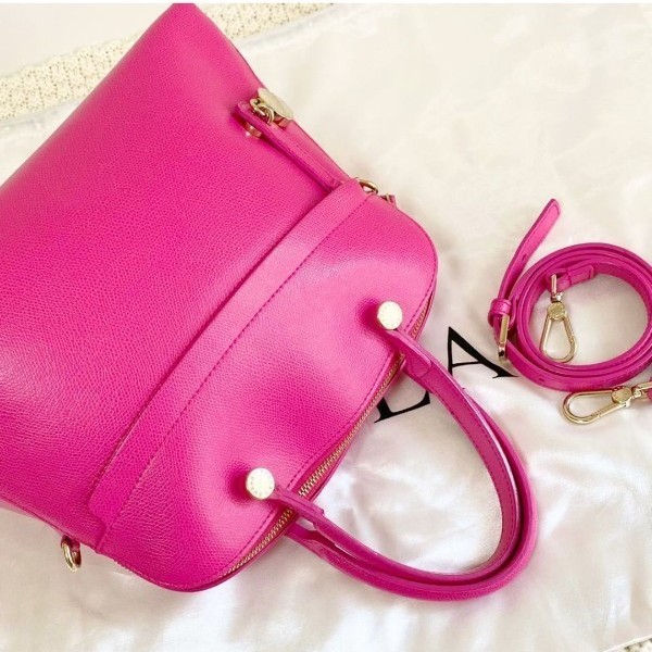 Paypayフリマ 美品 Furla フルラ パイパー 2way 濃いピンク ショッキングピンク ショルダーバッグ ハンドバッグ M