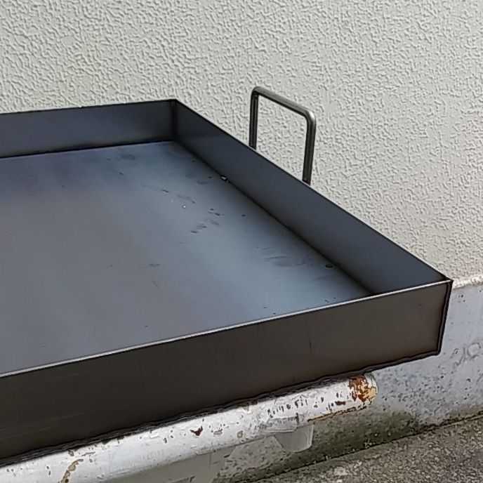 特注サイズ 鉄板4.5ミリ 900×450 全周フチ溶接 持ち手熔接 特注サイズ 鉄板4.5ミリ 900×450 全周フチ溶接 持ち手熔接