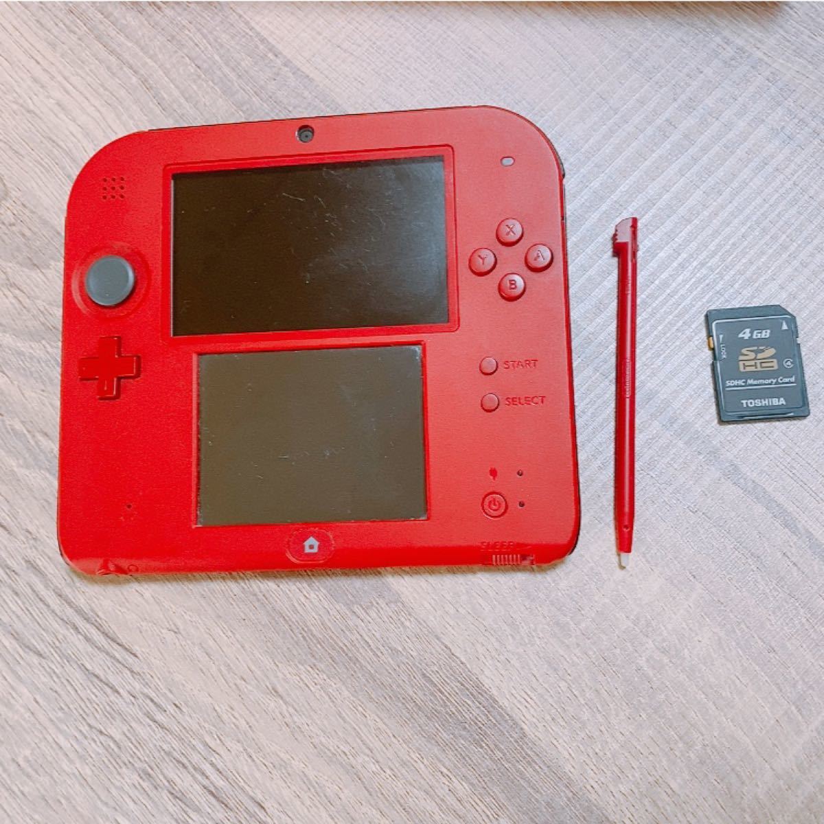 ニンテンドー2DS レッド ＆とびだせどうぶつの森