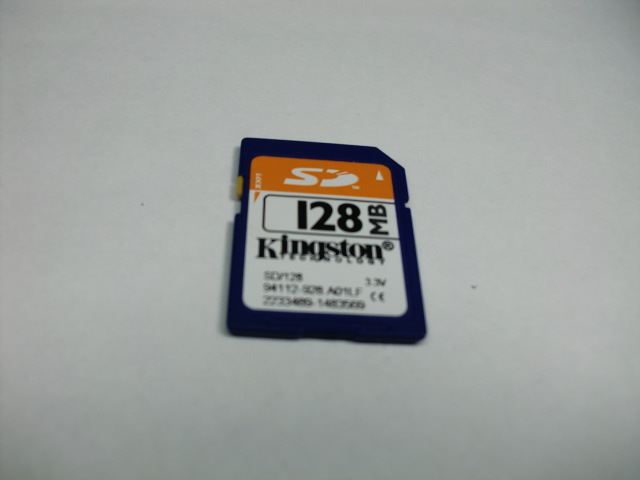 SDカード　Kingston　128MB　メガバイト　フォーマット済み　送料63円～ メモリーカード_画像1